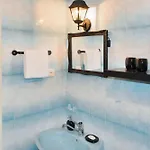 Διαμέρισμα Spacious In + Balcony *