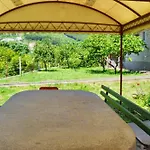 Spacious In + Balcony Διαμέρισμα