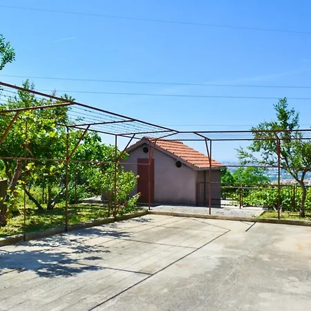Spacious In + Balcony Apartment