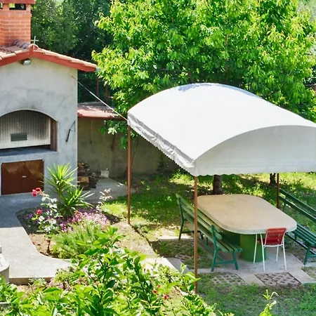 Διαμέρισμα Spacious In + Balcony *