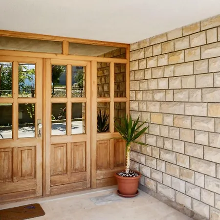Διαμέρισμα Spacious In + Balcony Klis
