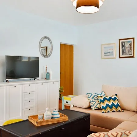 Appartement Spacious In + Balcony