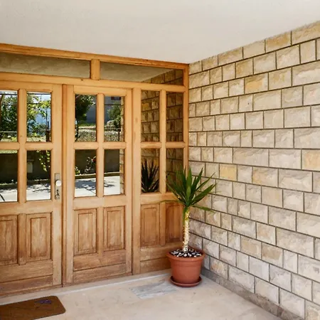 Spacious In + Balcony Lejlighed *