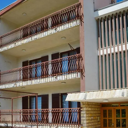 Spacious In + Balcony * Klis